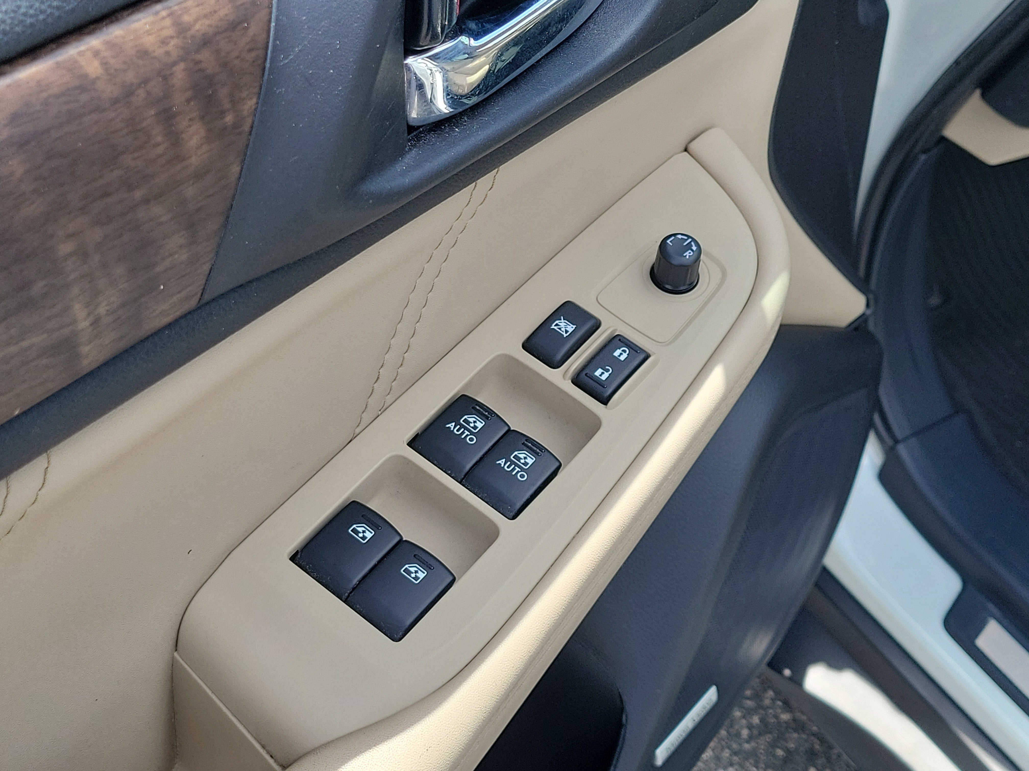 Used 2018 Subaru Outback 2.5i Limited AWD/4WD image 20