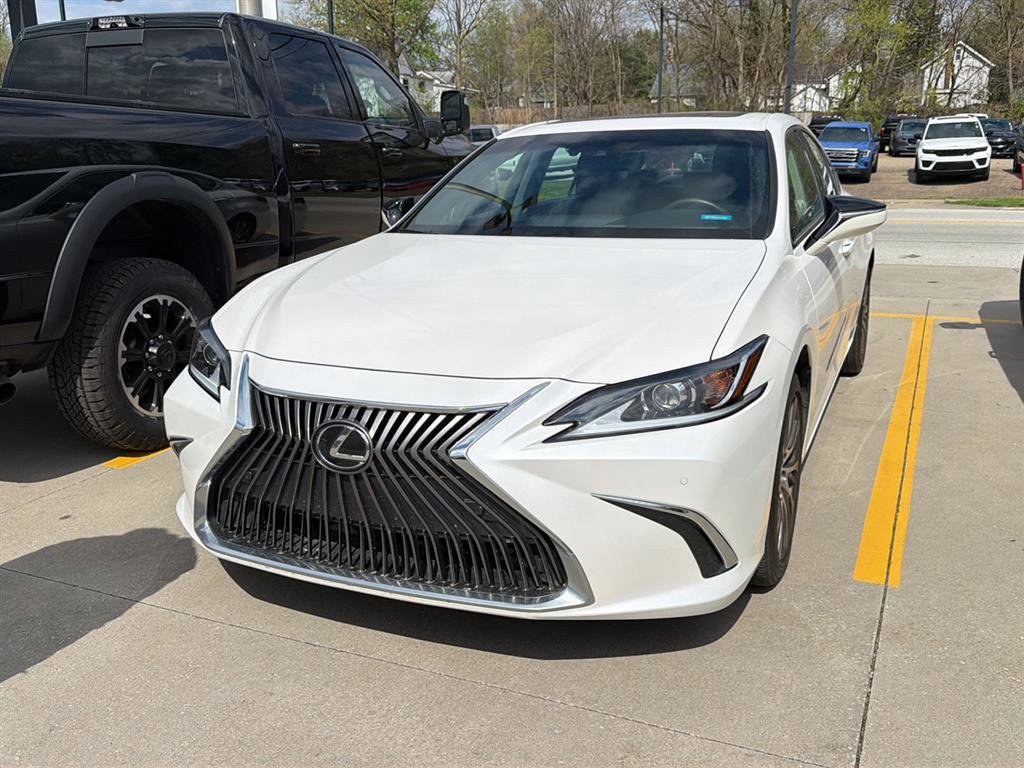 Used 2019 Lexus ES 350 w/ Premium Package FWD image 1