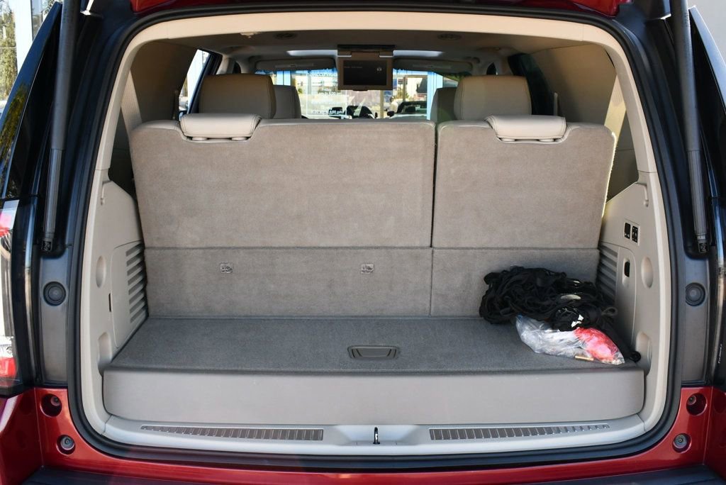 Used 2016 GMC Yukon Denali w/ Open Road Package image 17