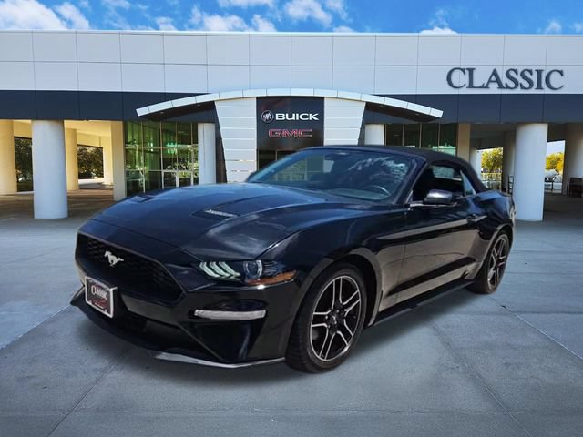 Used 2023 Ford Mustang Premium RWD image 3