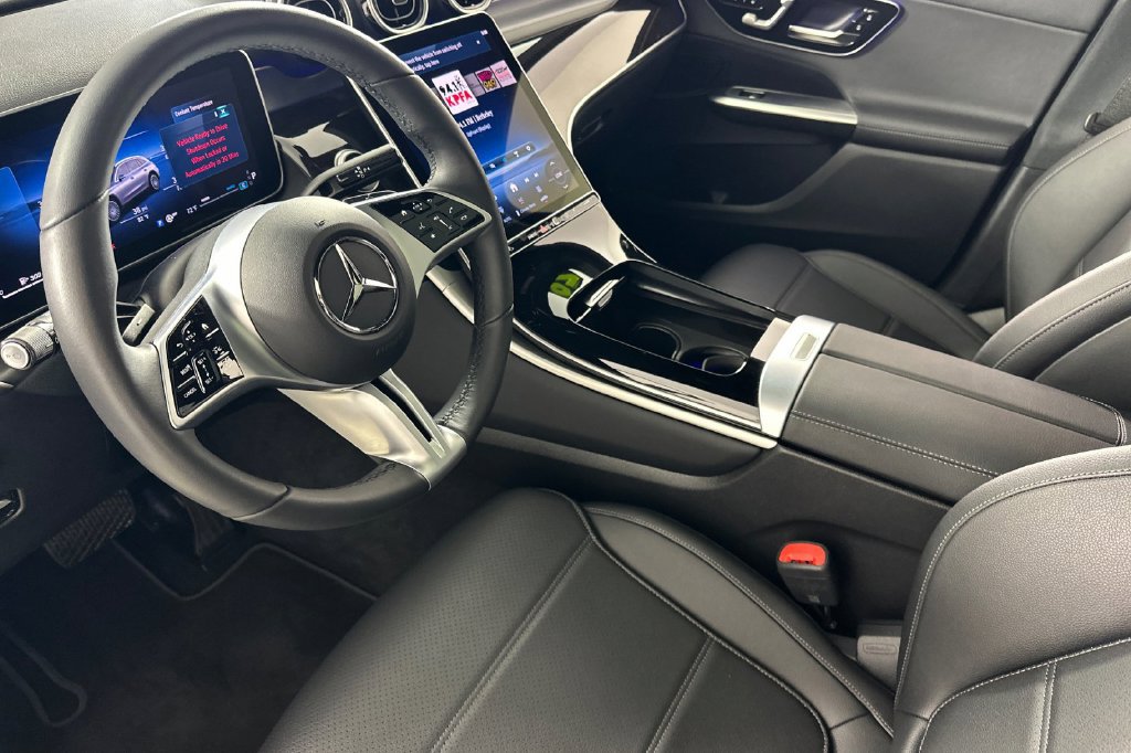 Certified 2026 Mercedes-Benz GLC 300 image 10