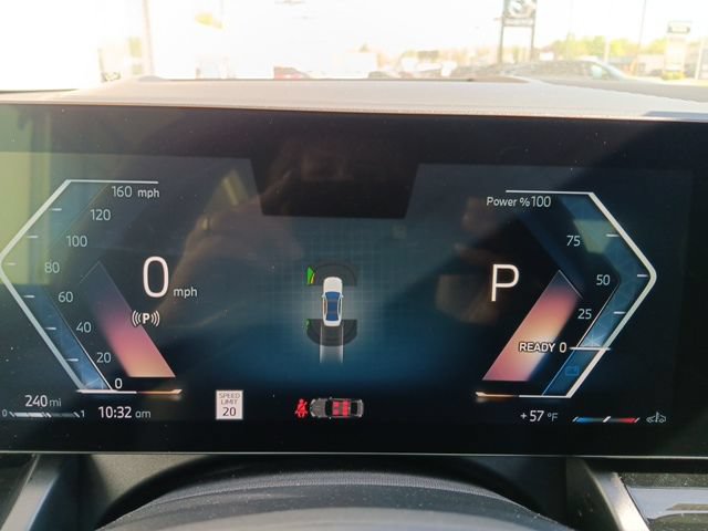 New 2025 BMW 530i xDrive w/ Premium Package AWD/4WD image 38