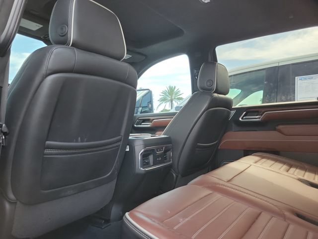 Used 2025 GMC Sierra 2500 Denali Ultimate w/ Max Trailering Package AWD/4WD image 12