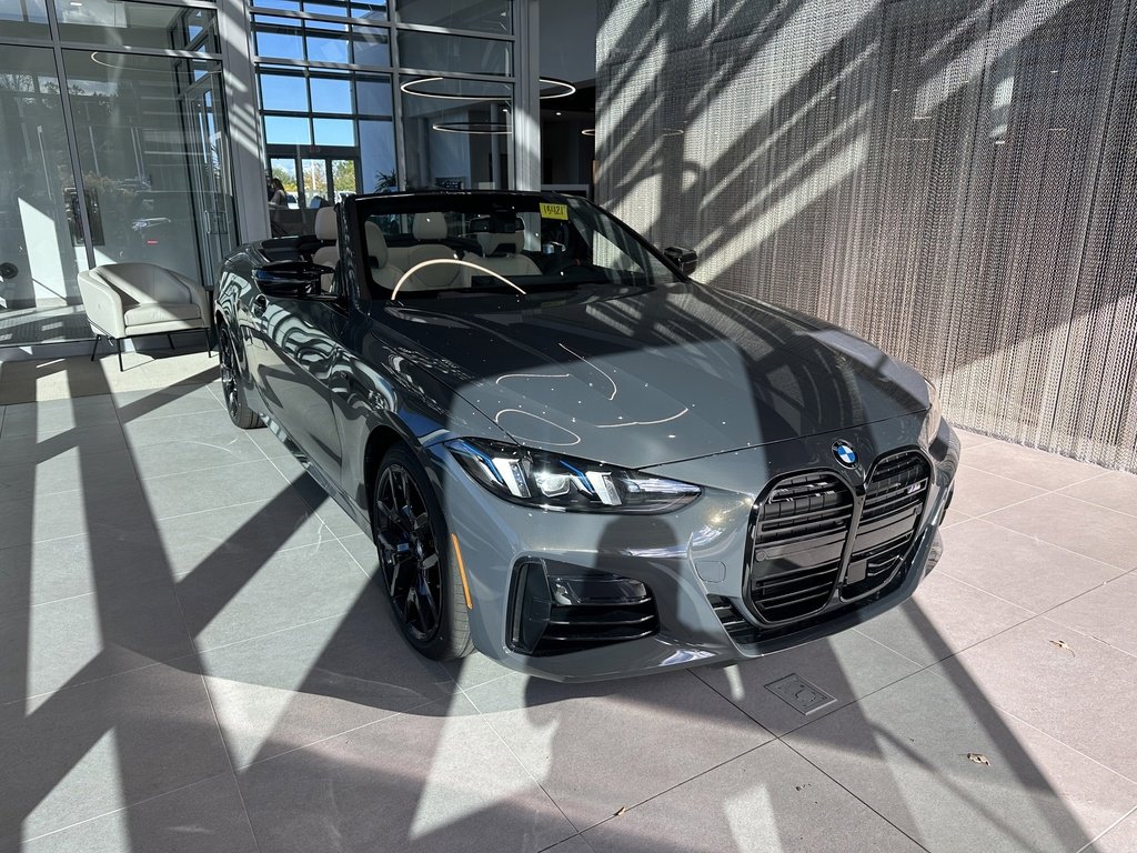 New 2026 BMW 440i xDrive Convertible w/ Premium Package