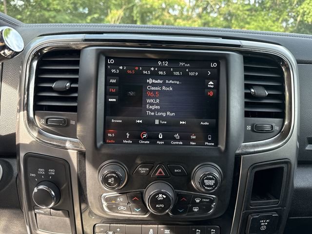 Used 2018 RAM 2500 Big Horn w/ Sport Appearance Group AWD/4WD image 16