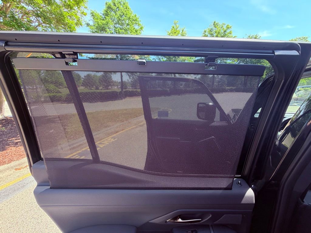 Certified 2025 Lexus GX 550 AWD/4WD image 18