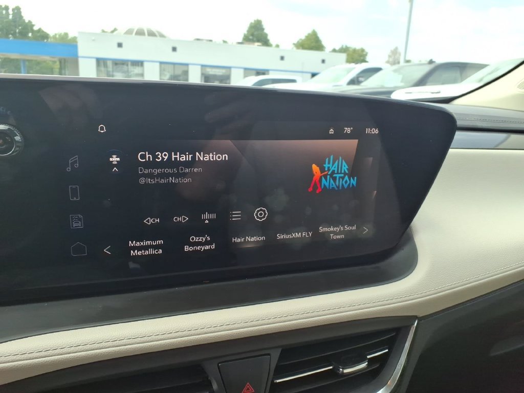 Used 2024 Buick Encore GX Avenir w/ Avenir Convenience Package AWD/4WD image 17
