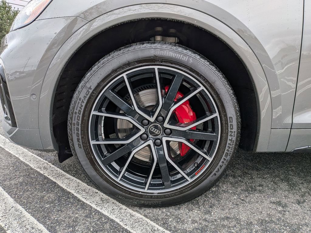 Used 2024 Audi SQ5 Prestige w/ Prestige Package image 30