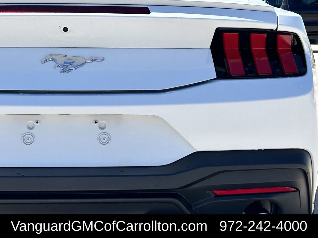 Used 2024 Ford Mustang Premium image 8