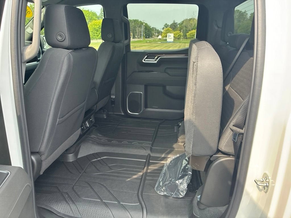 New 2026 Chevrolet Silverado 1500 RST AWD/4WD image 29