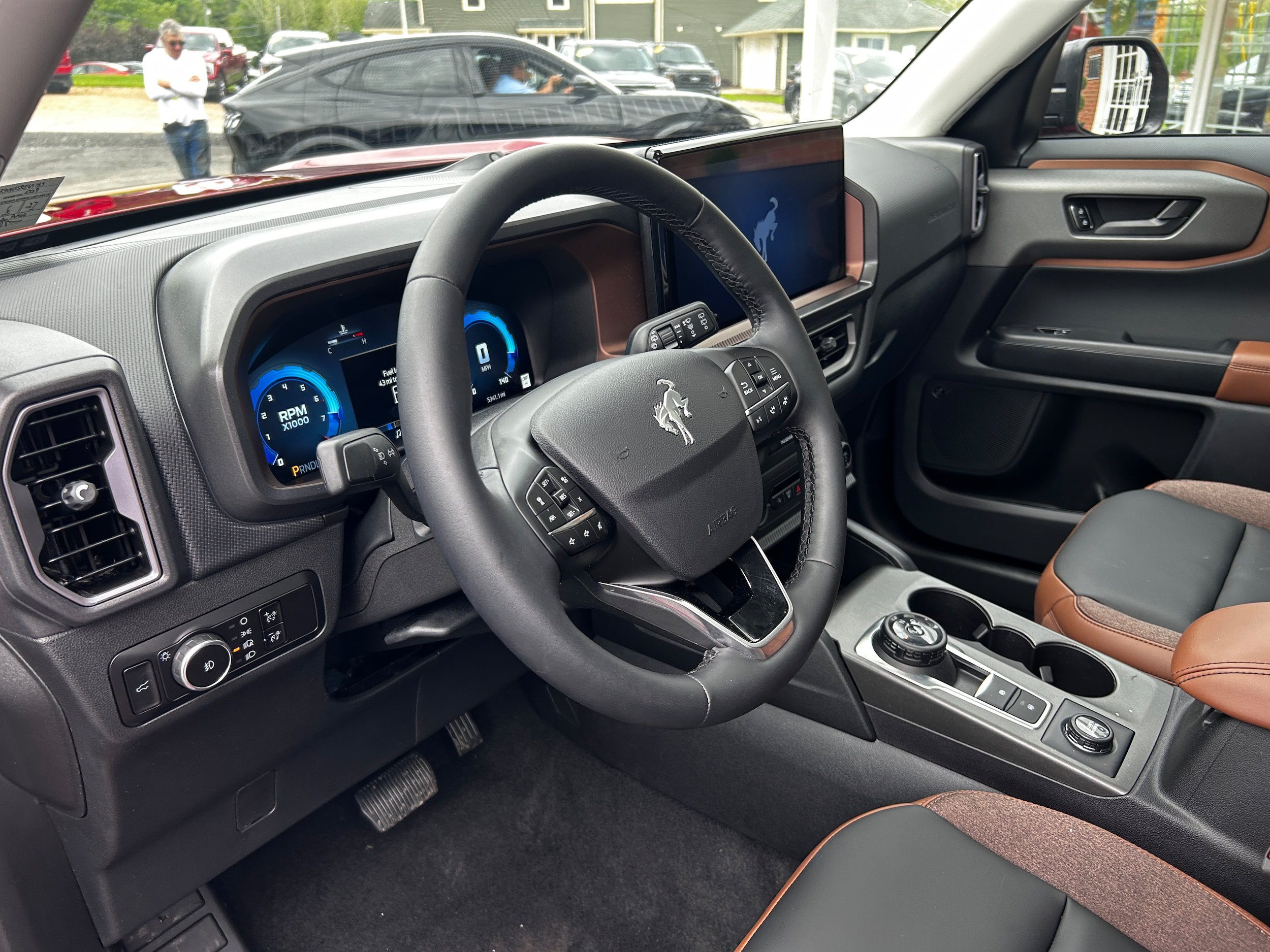 Used 2025 Ford Bronco Sport Outer Banks w/ Outer Banks Tech Package+ AWD/4WD image 26