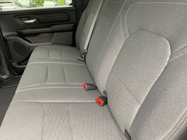 New 2026 RAM 1500 Express AWD/4WD image 13