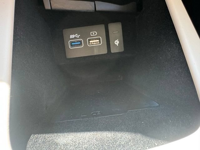 Certified 2023 Genesis GV70 2.5T w/ Advanced Package AWD/4WD image 37