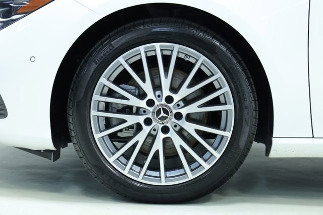 Used 2025 Mercedes-Benz CLA 250 image 8