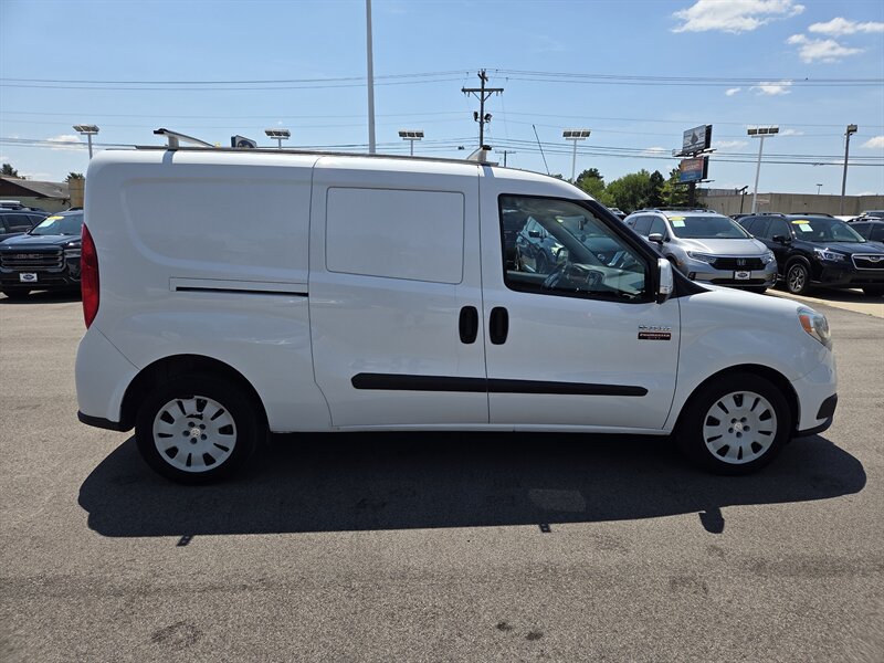 Used 2019 RAM ProMaster City Tradesman SLT FWD image 2