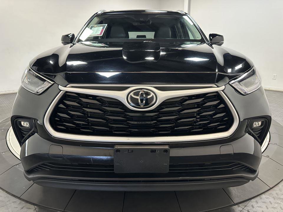 Certified 2022 Toyota Highlander XLE image 5