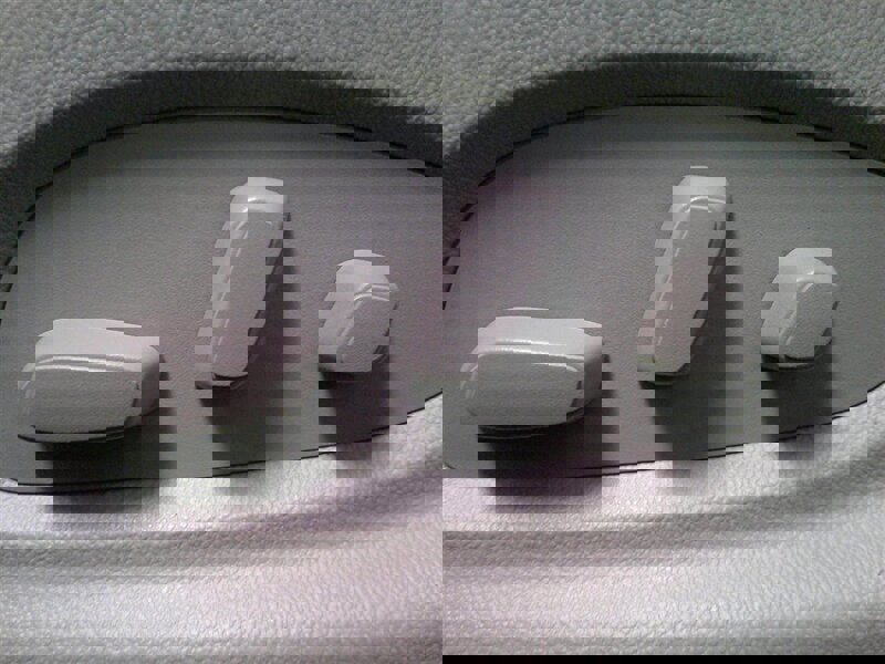 Used 2016 Cadillac ATS Luxury w/ Cold Weather Package image 32