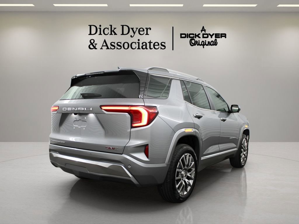 Used 2026 GMC Terrain Denali image 2