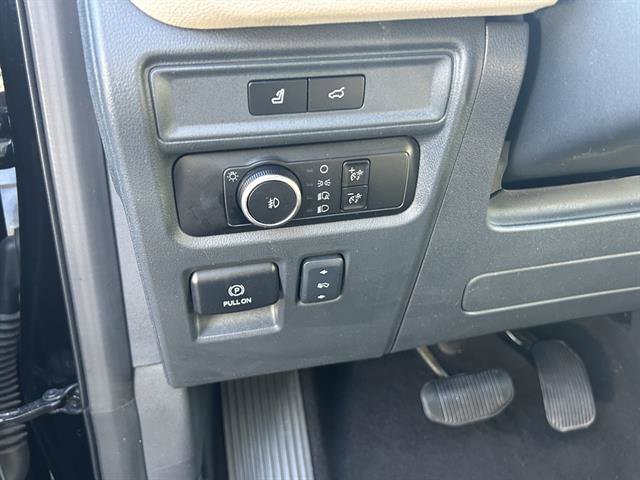 Used 2024 Ford Expedition Limited image 14