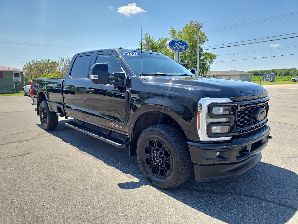 Used 2025 Ford F350 Lariat w/ Lariat Ultimate Package AWD/4WD image 4