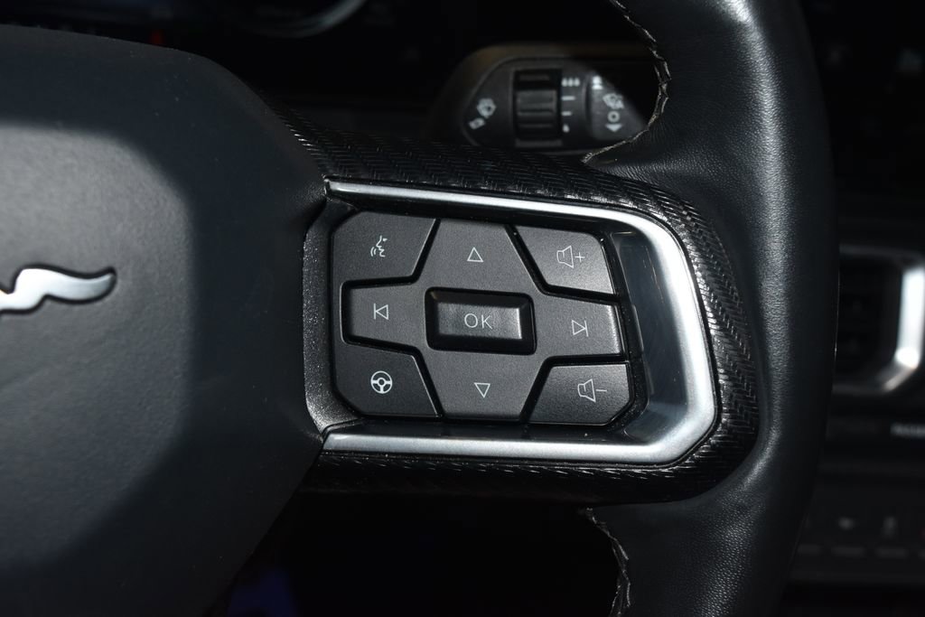 Used 2025 Ford Mustang Premium RWD image 9