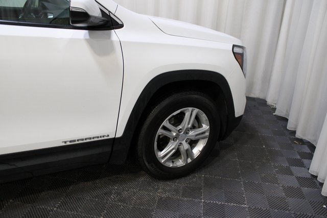 Used 2023 GMC Terrain SLE image 11