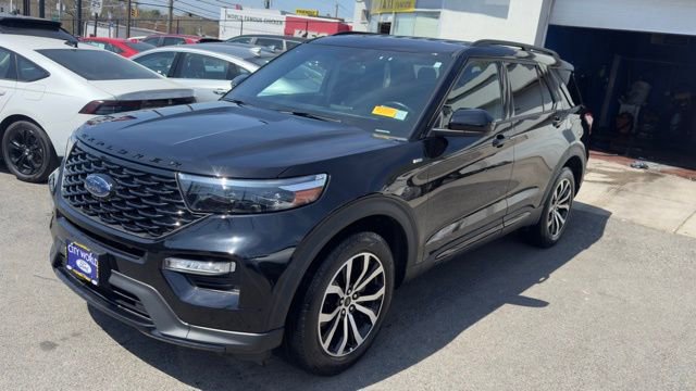 Certified 2023 Ford Explorer ST-Line AWD/4WD image 1