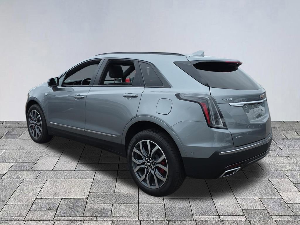 Used 2023 Cadillac XT5 Sportv w/ Technology Package AWD/4WD image 5