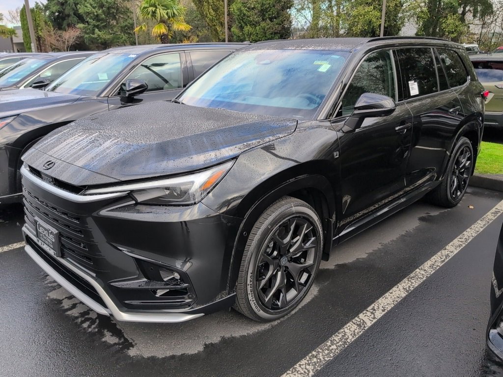 New 2026 Lexus TX 500h AWD
