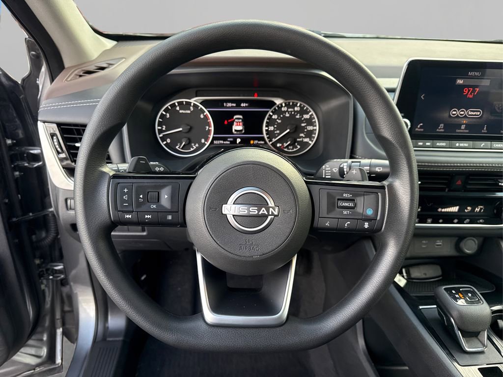 Used 2023 Nissan Rogue SV image 22