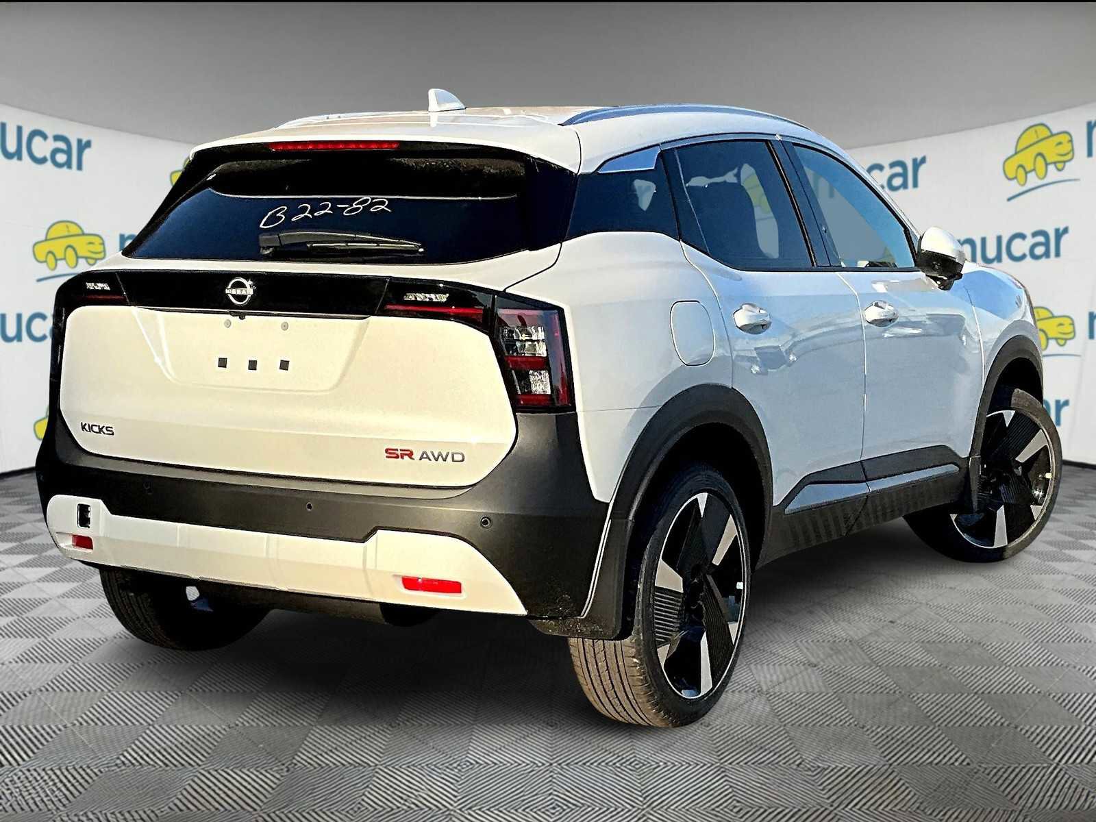 New 2025 Nissan Kicks SR image 6