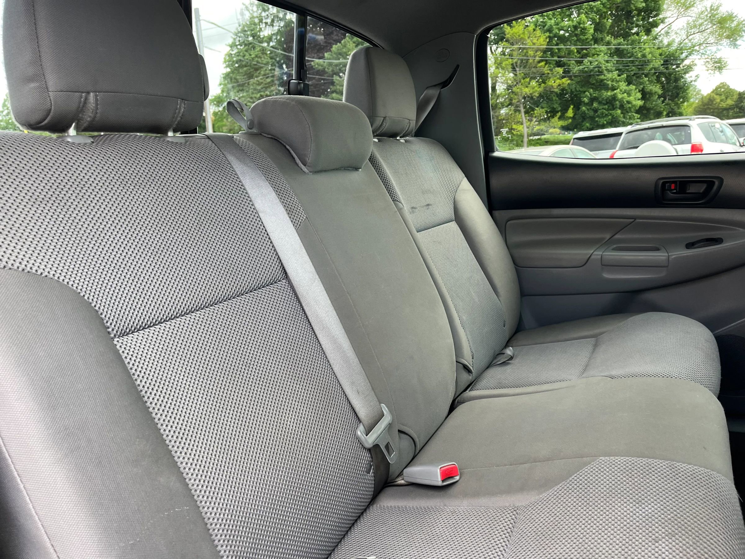 Used 2013 Toyota Tacoma 4x4 Double Cab w/ TRD Sport Pkg image 15