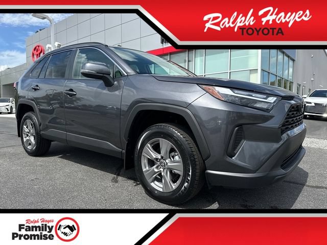 Used 2024 Toyota RAV4 XLE w/ Convenience Package FWD image 1