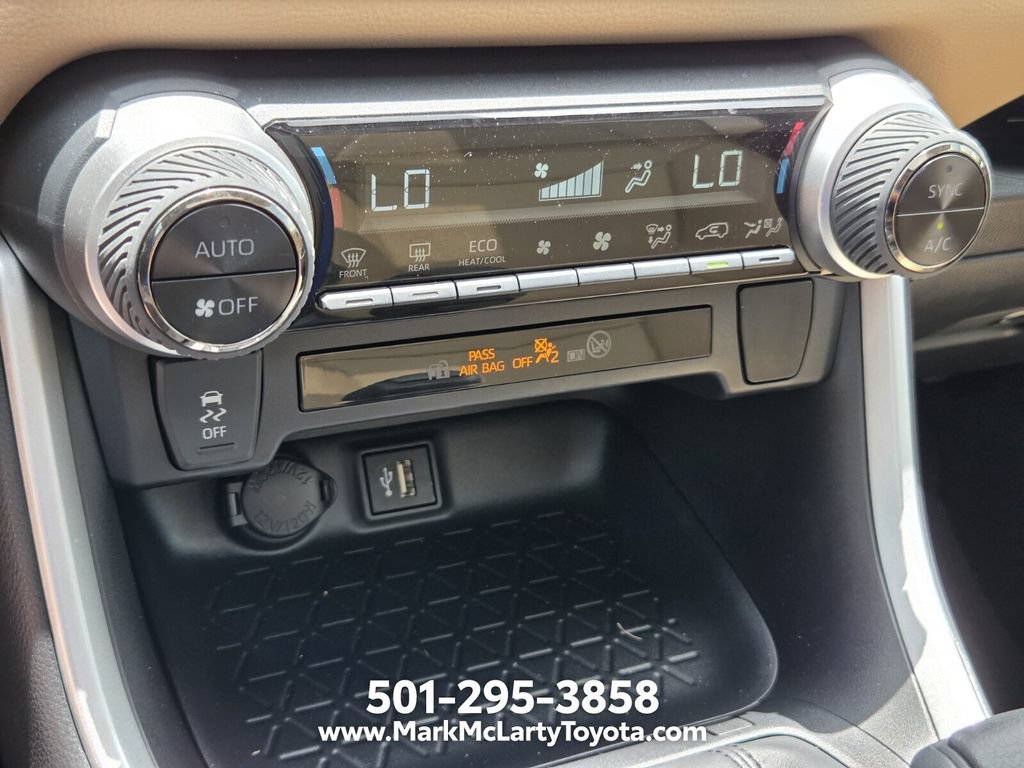 Certified 2025 Toyota RAV4 XLE w/ Convenience Package AWD/4WD image 20
