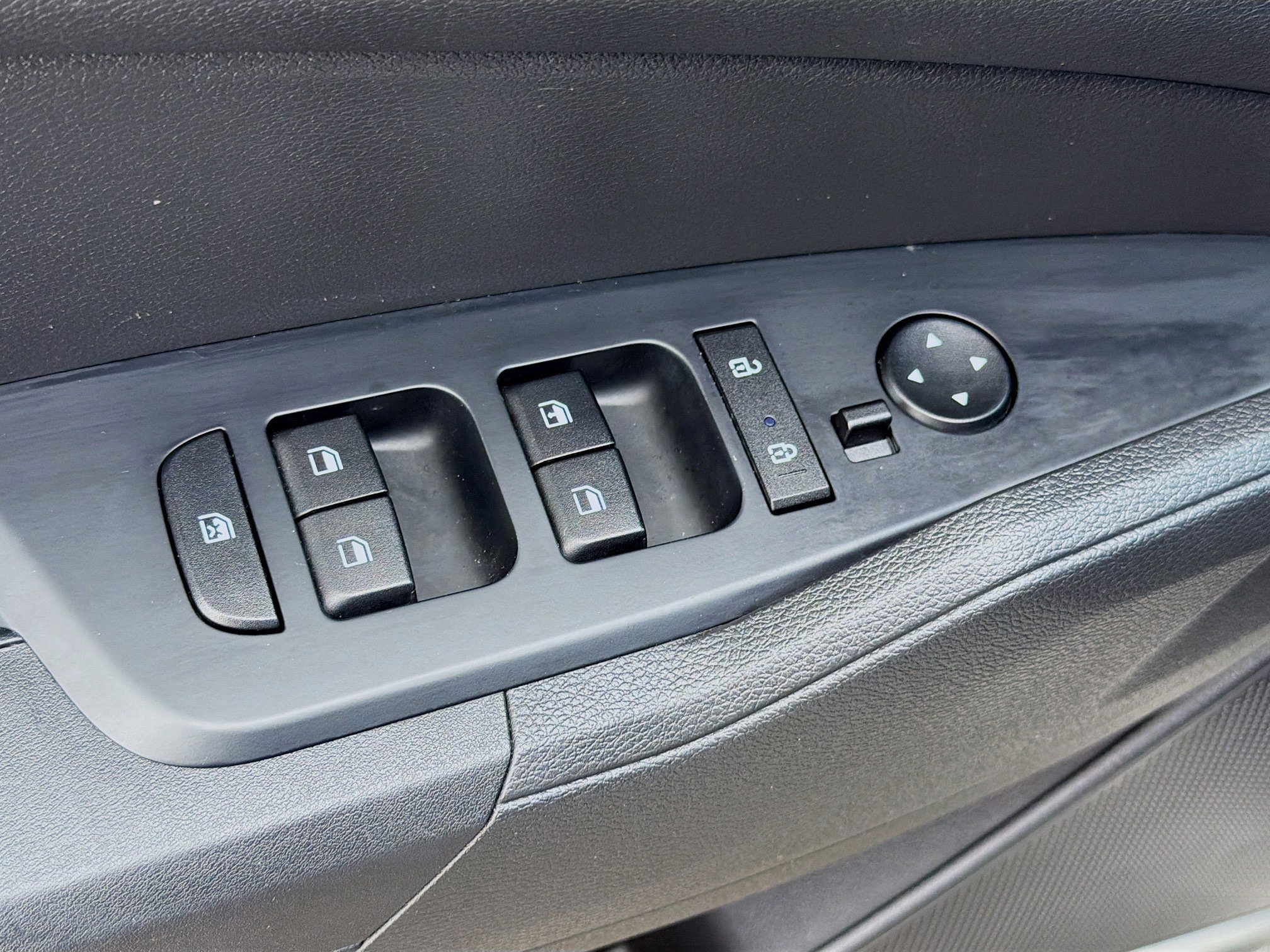 Used 2024 Kia Sportage LX image 22