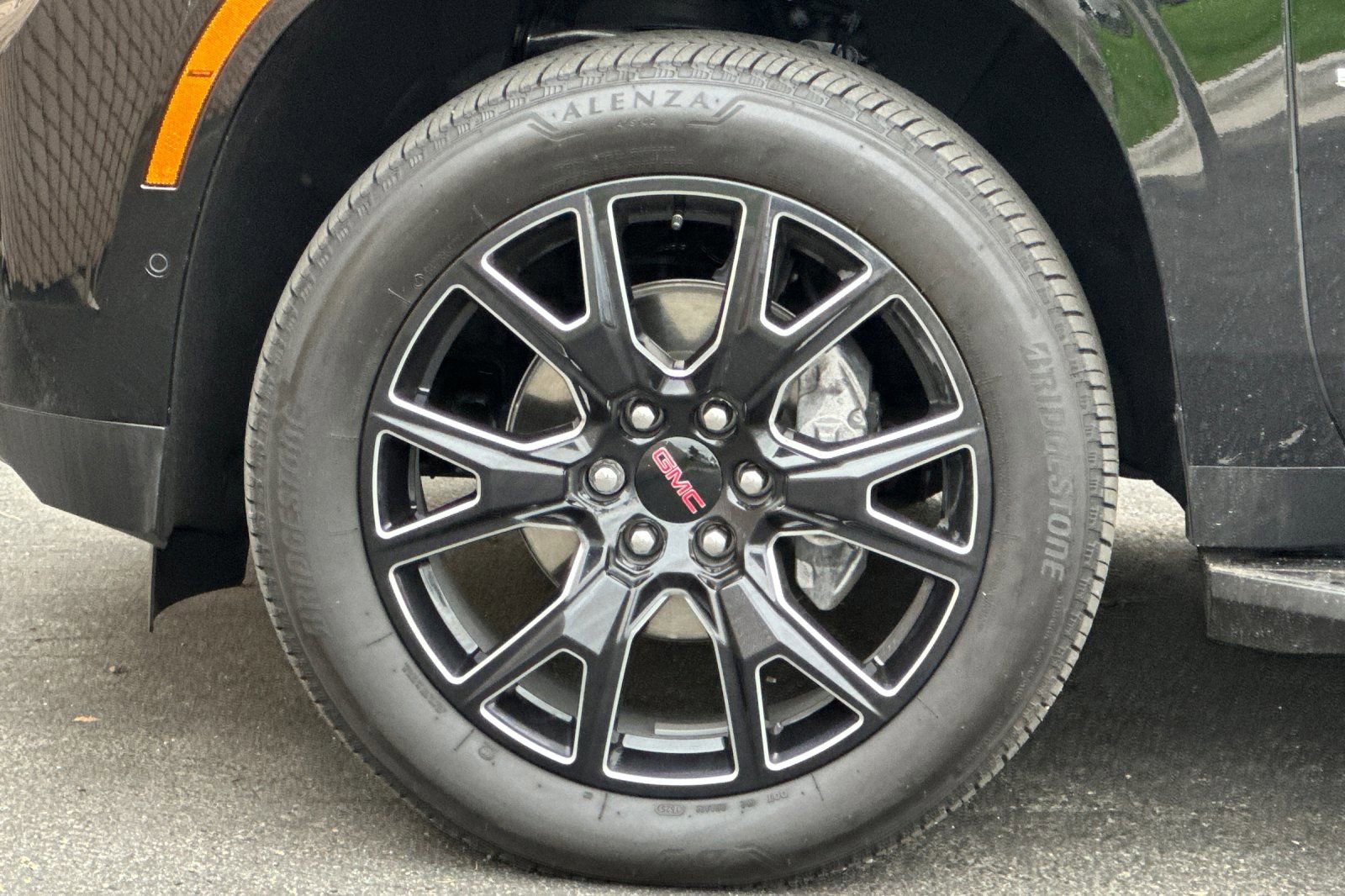 Certified 2025 GMC Yukon Elevation w/ Elevation Premium Package image 29