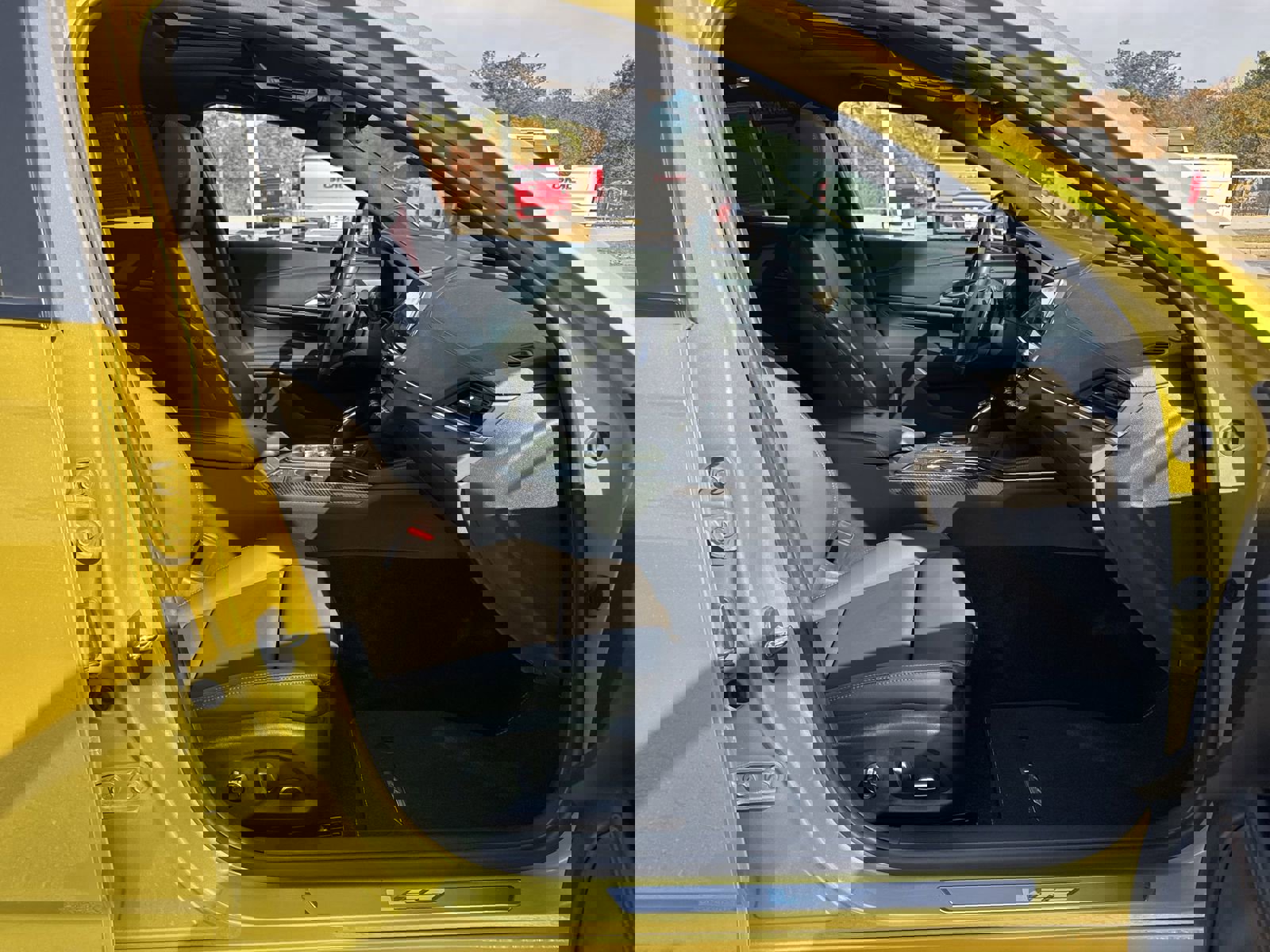 Used 2024 Cadillac CT4 V w/ LPO, ONYX Package image 33