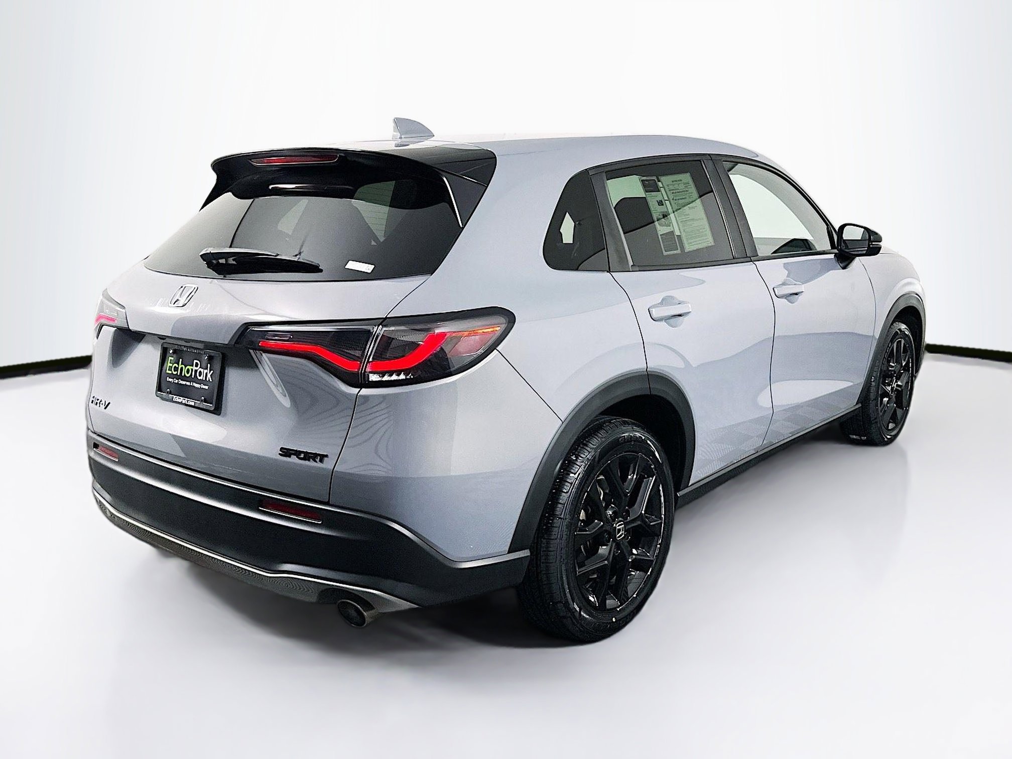 Used 2023 Honda HR-V Sport image 9