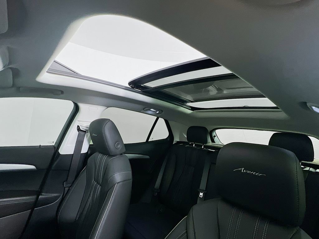 Used 2025 Buick Envision Avenir image 22
