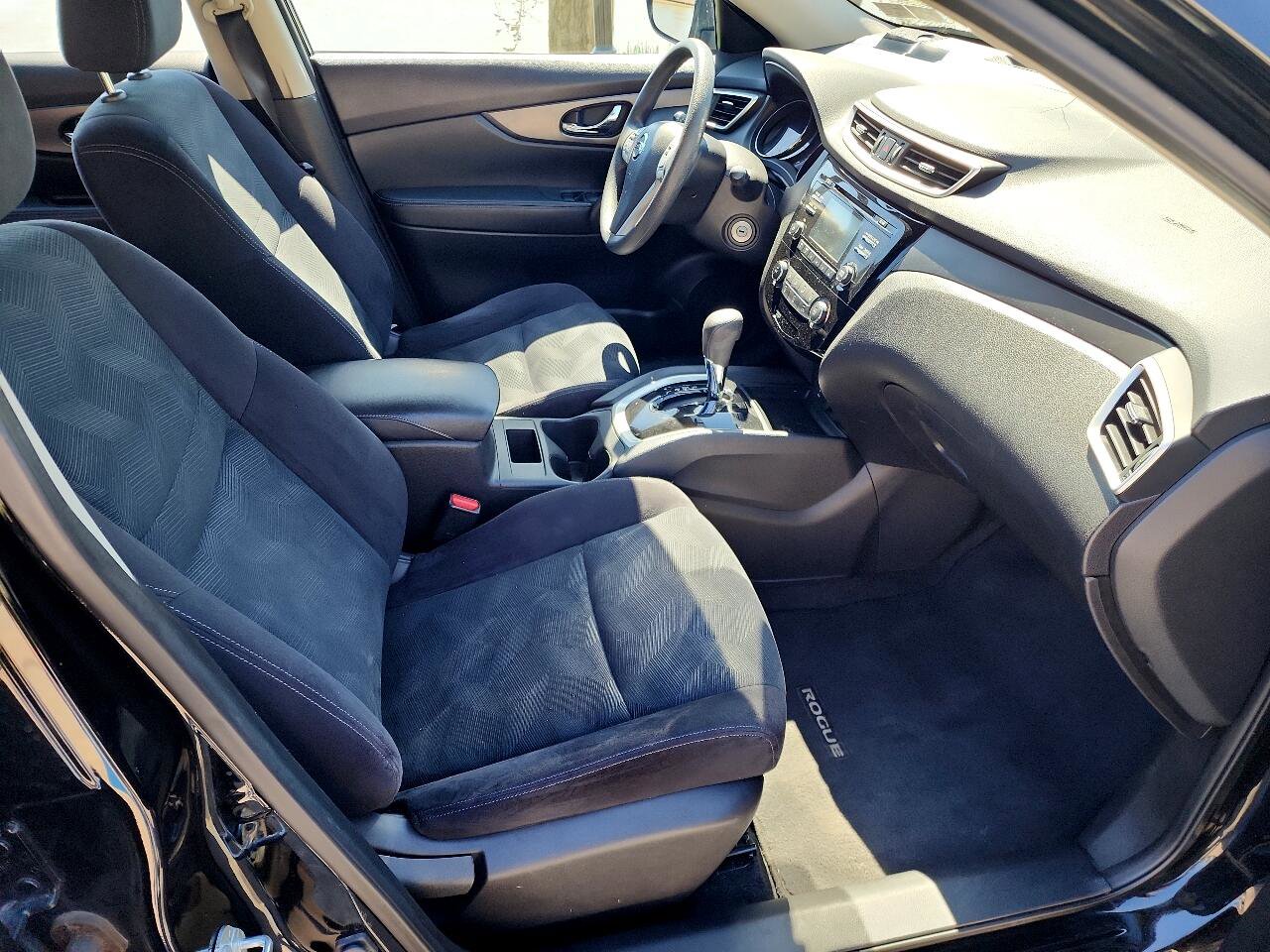 Used 2016 Nissan Rogue S image 12