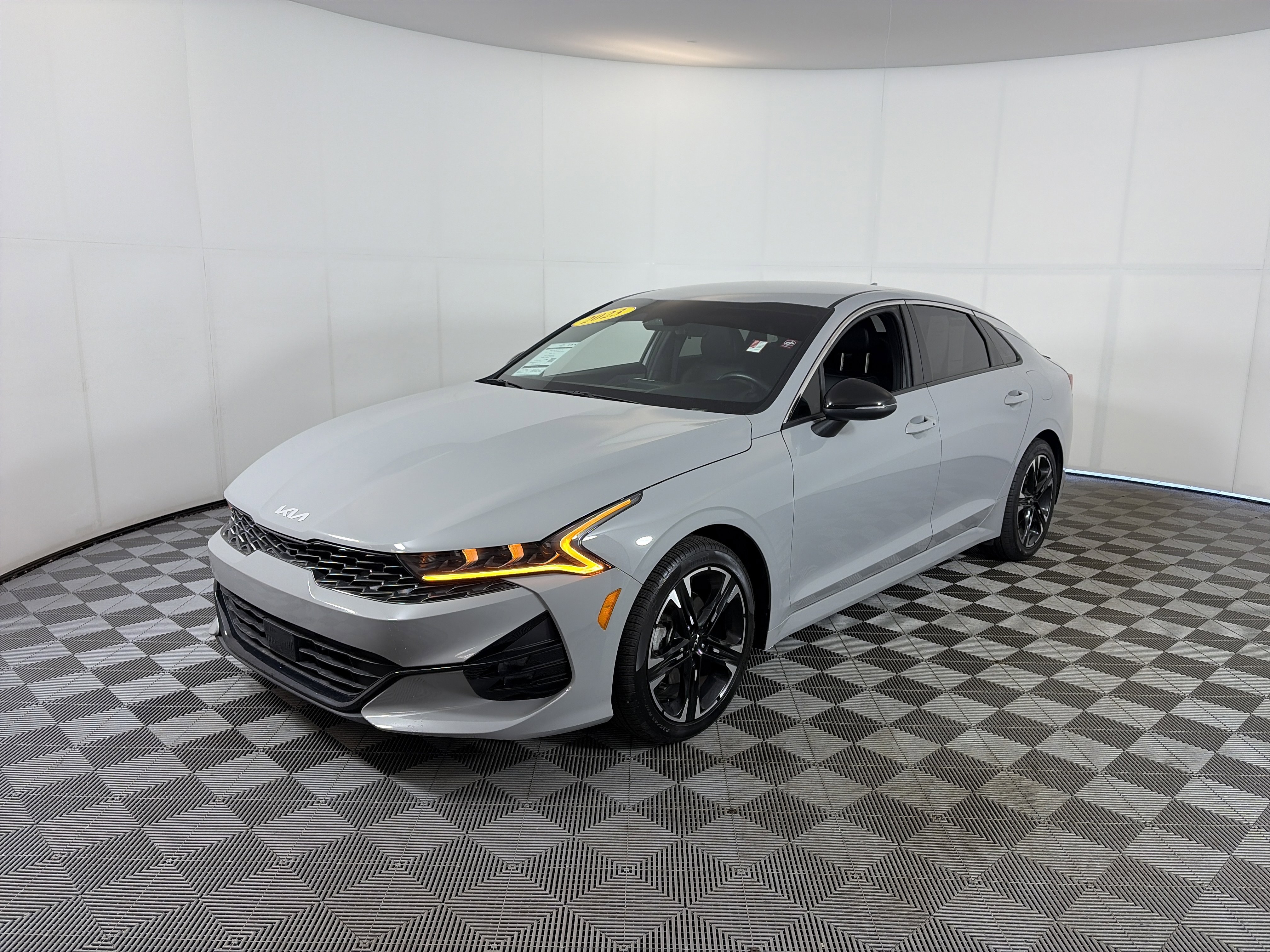 Used 2023 Kia K5 GT-Line w/ GT-Line Premium Package AWD/4WD image 2