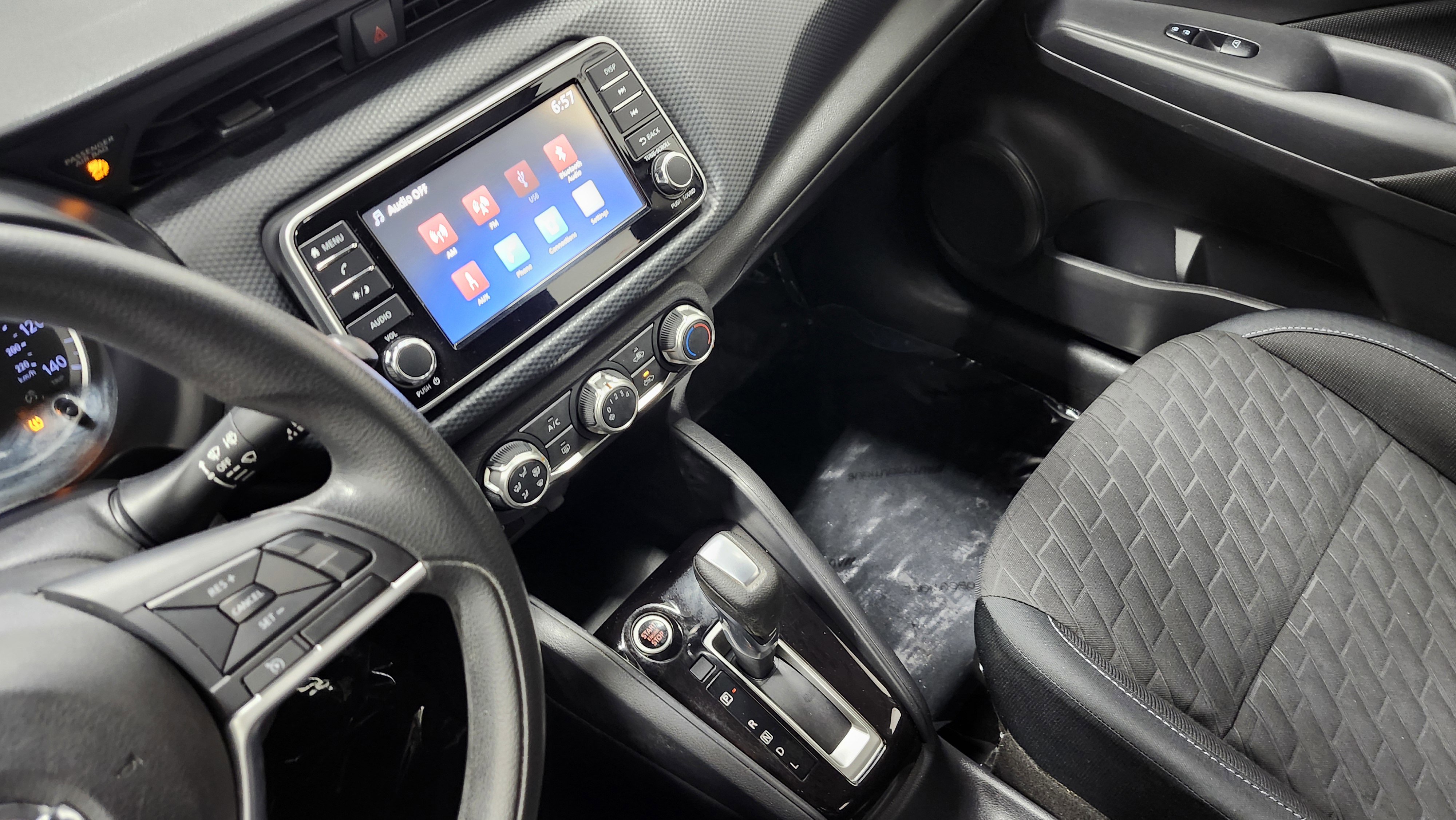 Used 2021 Nissan Kicks S image 25