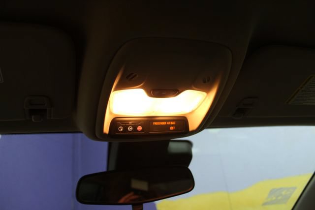 Used 2023 Buick Encore GX Preferred w/ Cold Weather Comfort Package FWD image 21