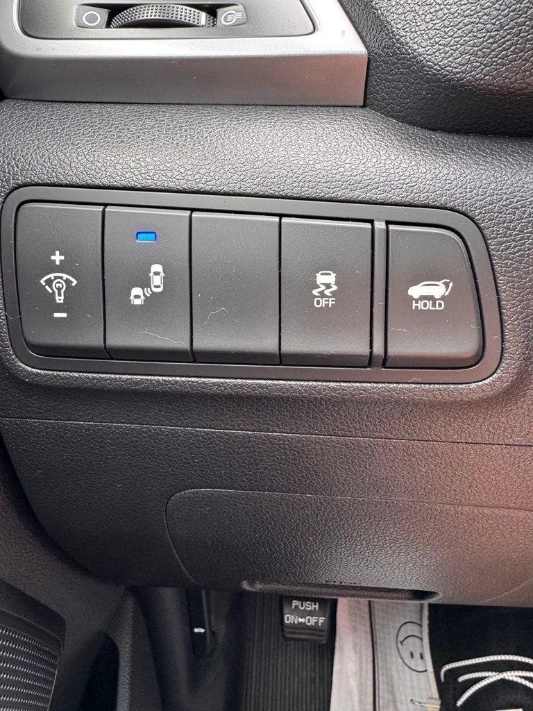 Used 2017 Hyundai Tucson Sport w/ Cargo Package FWD image 24