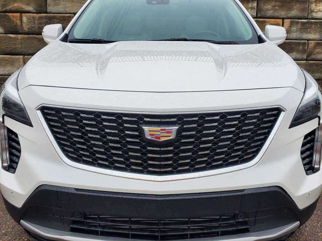 Certified 2023 Cadillac XT4 Premium Luxury w/ Cold Weather Package image 11