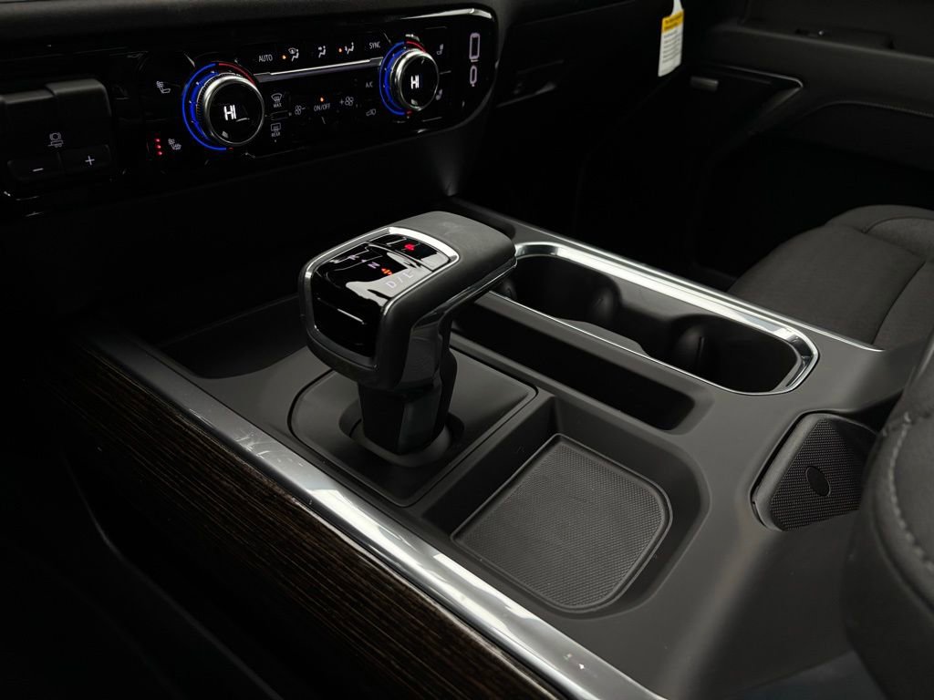 New 2026 GMC Sierra 1500 Elevation image 26