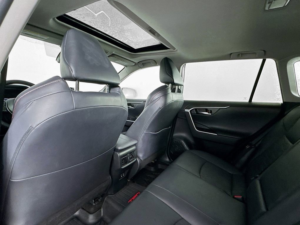 Used 2020 Toyota RAV4 TRD Off-Road image 18
