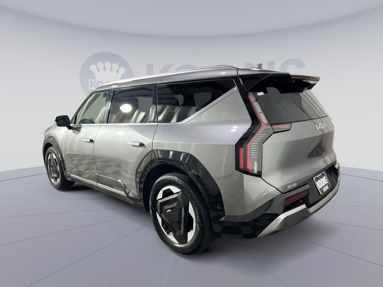 Used 2024 Kia EV9 Land AWD/4WD image 4