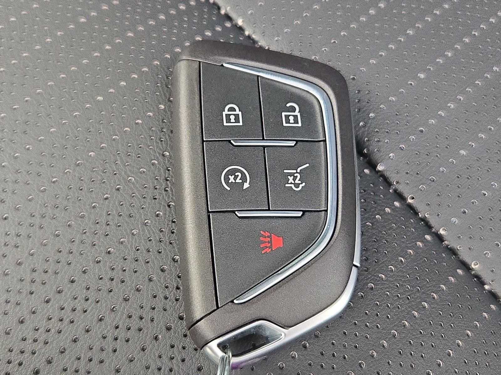New 2027 Cadillac Vistiq Sport w/ LPO, Floor Liner Package AWD/4WD image 32