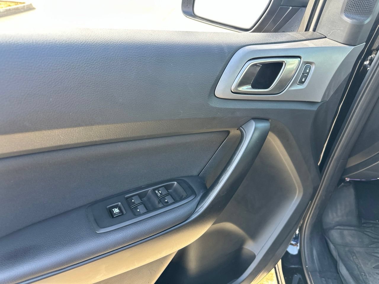 Used 2022 Ford Ranger XLT w/ Equipment Group 302A High RWD image 16
